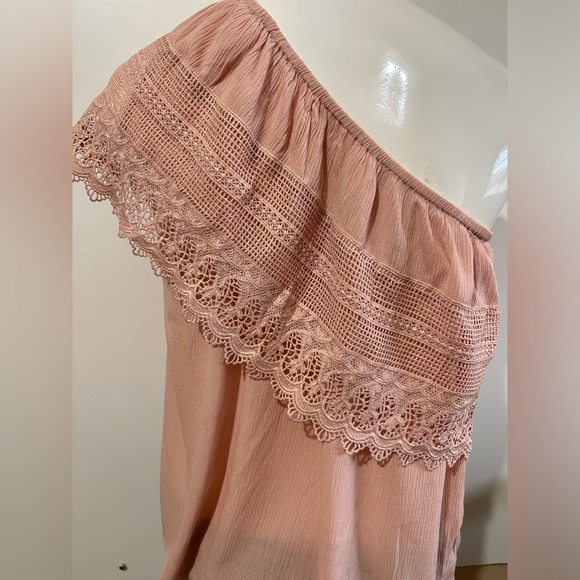 SOCIALITE PINK BLUSH ONE SHOULDER RAYON MIX TOP IN SIZE MEDIUM - Picture 6 of 8